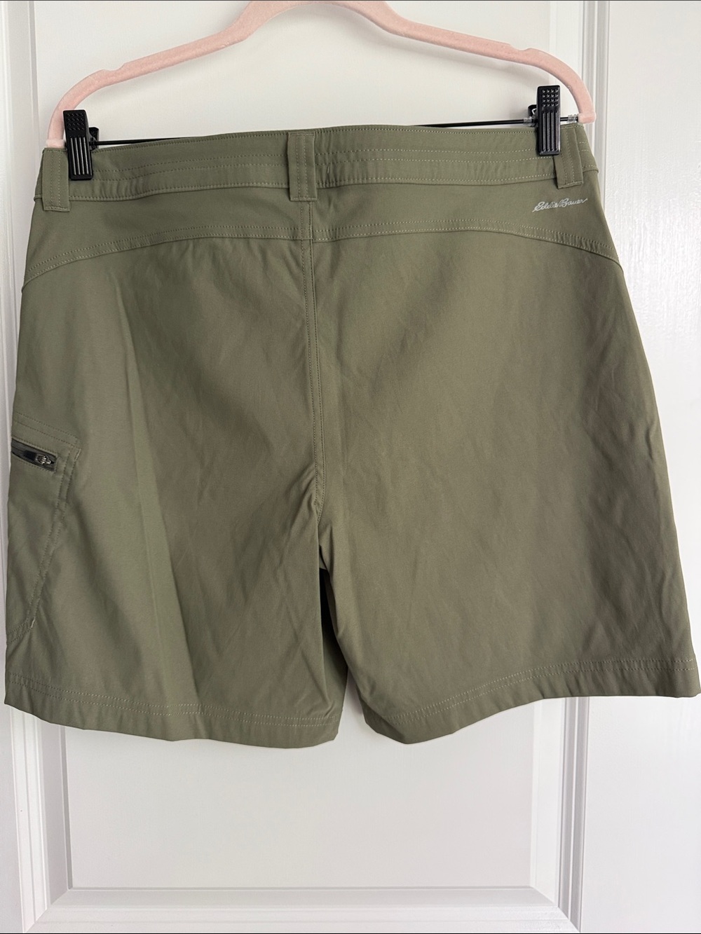 Eddie Bauer  Women’s Rainer Olive Utility Outdoor Shorts - Picture 4 of 6